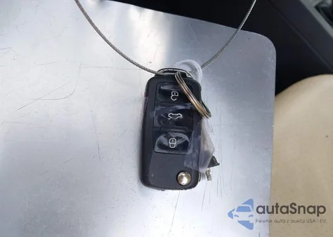 2011 Volkswagen Jetta 2.5L Se из США, поврежденный, VIN 3VWDX7AJXBM396528